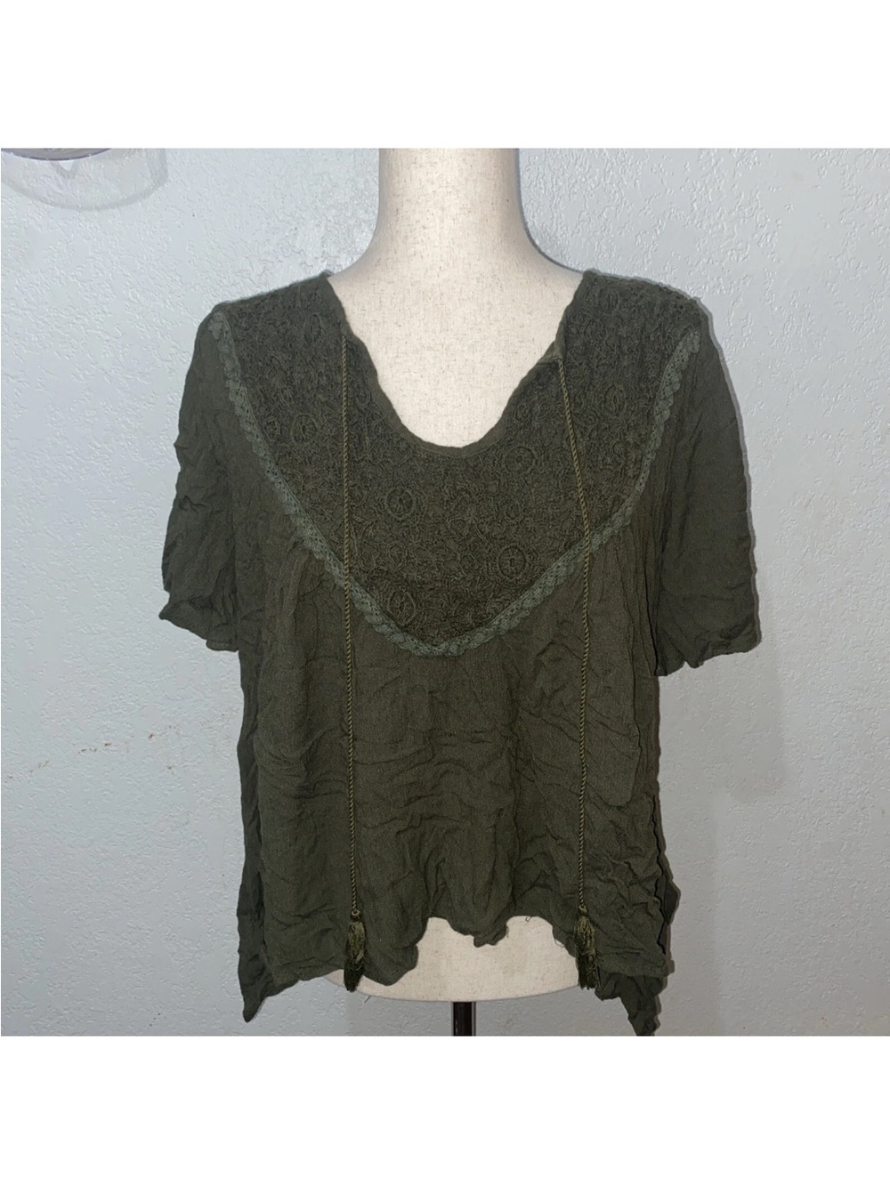 Lace Yoke Olive Green Short Sleeve Women's Top